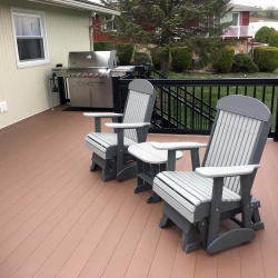 Black Traditional Picket Railing. Saddle Brown Lockdry aluminum decking.<br> Monitor colors will vary. Request a color sample. T2